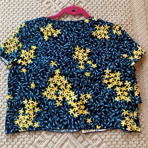 NWT: Zara Ruffle Top - Picture 4 of 8